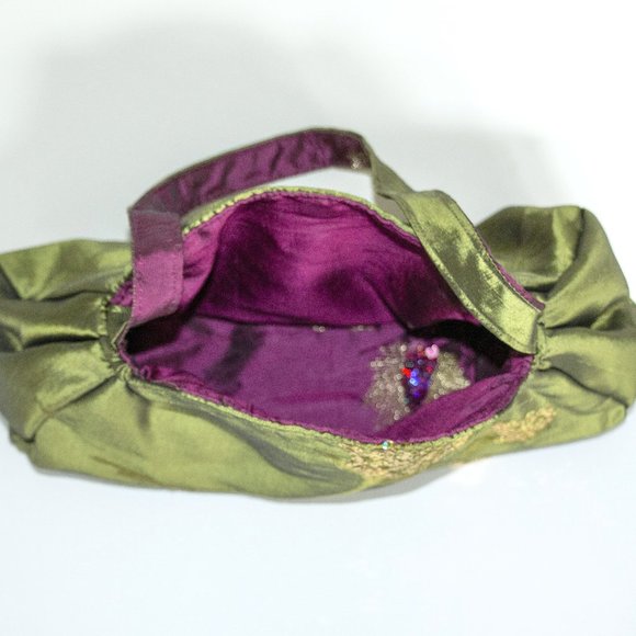 Reversible Maroon and Green Sequin Handbag - Picture 4 of 7